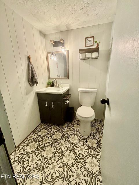 Tiny photo for 1264 Rowe St, New Tazewell, TN 37825 (MLS # 1318350)