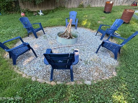 Tiny photo for 1264 Rowe St, New Tazewell, TN 37825 (MLS # 1318350)
