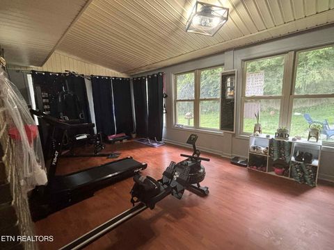 Tiny photo for 1264 Rowe St, New Tazewell, TN 37825 (MLS # 1318350)