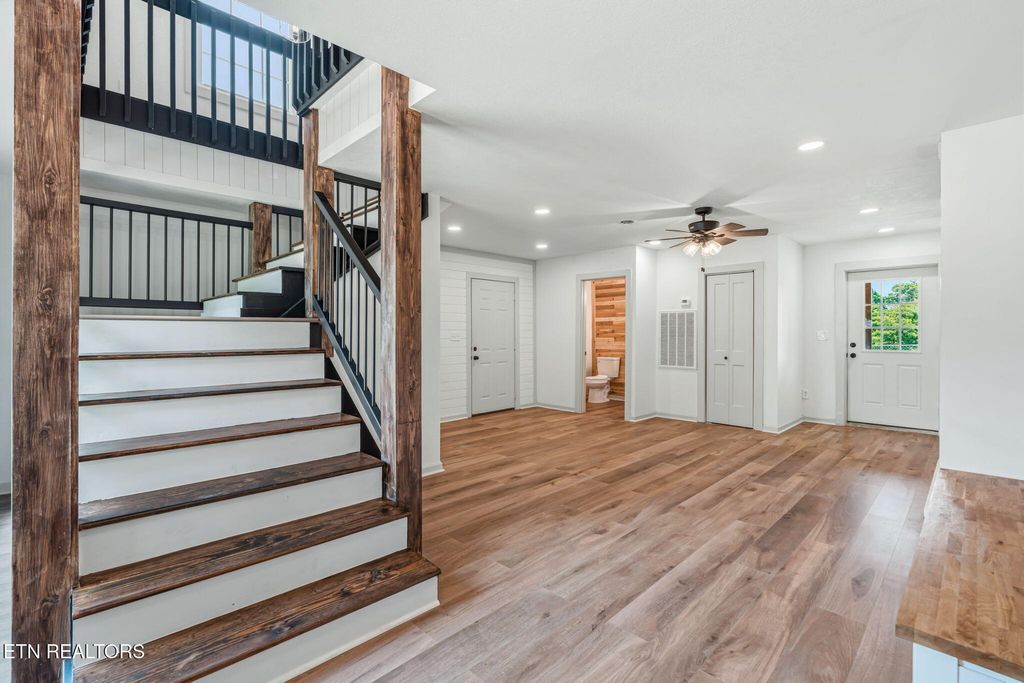 Photo of 10275 Beals Chapel Rd, Lenoir City, TN 37772 (MLS # 1345818)