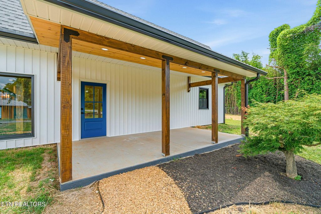 Photo of 10275 Beals Chapel Rd, Lenoir City, TN 37772 (MLS # 1345818)