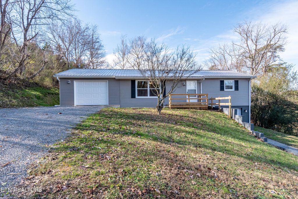 Photo of 3548 Garner Circle, Maryville, TN 37803 (MLS # 1324152)