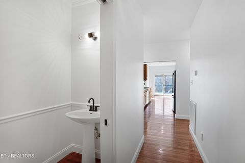 Tiny photo for 1049 Rarity Bay Pkwy, Vonore, TN 37885 (MLS # 1319187)