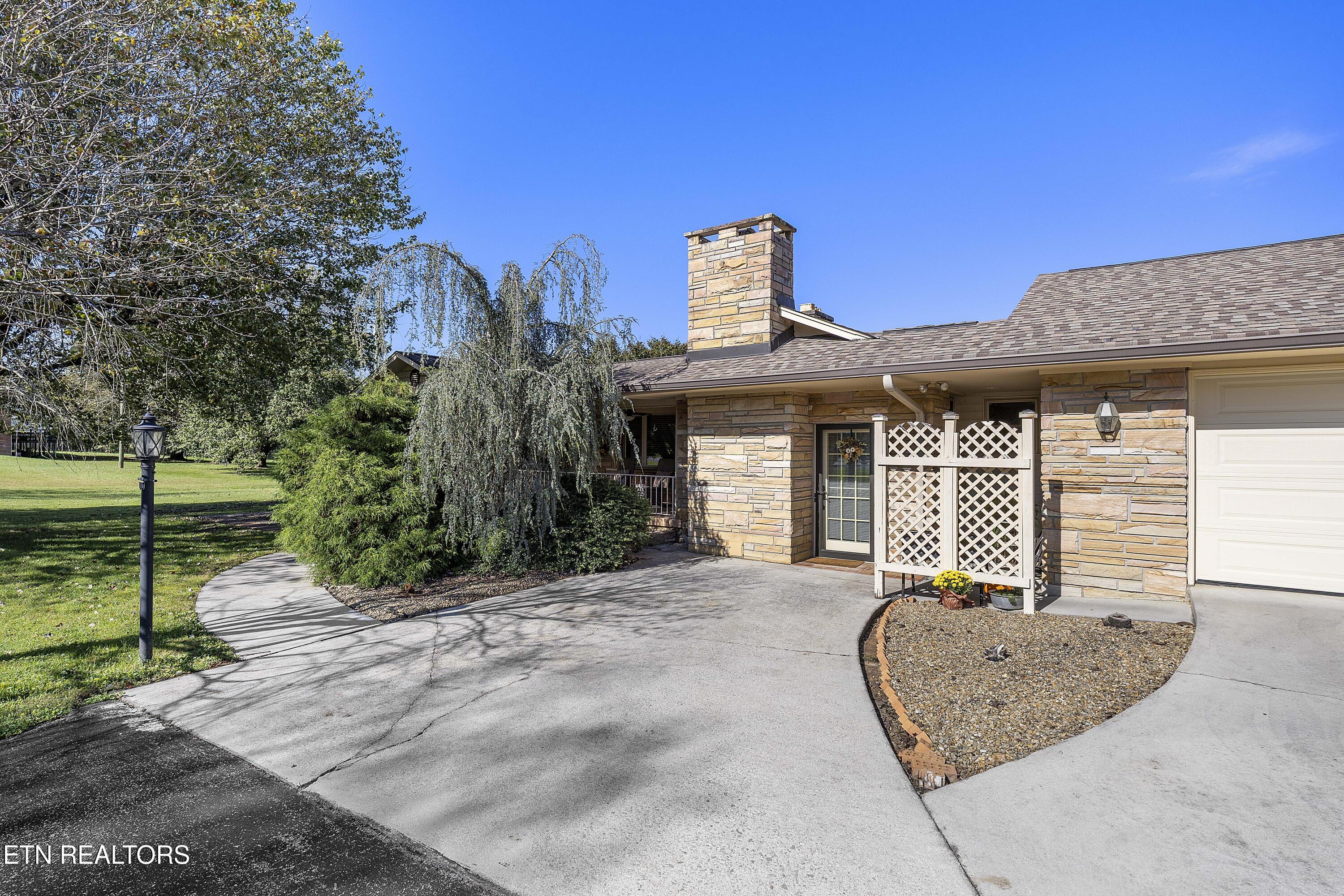 323 Maynardville Hwy