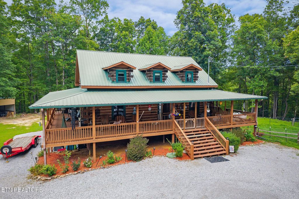 Photo of 137 Allens Way Way, Crossville, TN 38572 (MLS # 1328712)