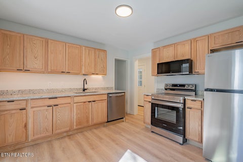 Tiny photo for 820 S Castle St, Knoxville, TN 37914 (MLS # 1359708)