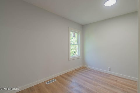 Tiny photo for 820 S Castle St, Knoxville, TN 37914 (MLS # 1359708)