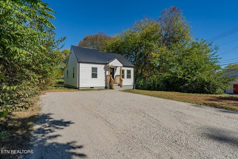 Tiny photo for 820 S Castle St, Knoxville, TN 37914 (MLS # 1359708)