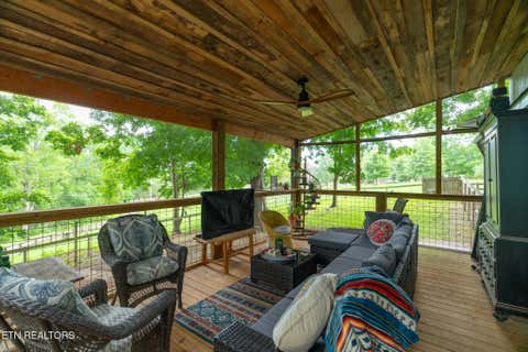 Tiny photo for 504 Sinking Springs Rd, Clinton, TN 37716 (MLS # 1350157)