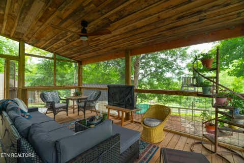 Tiny photo for 504 Sinking Springs Rd, Clinton, TN 37716 (MLS # 1350157)