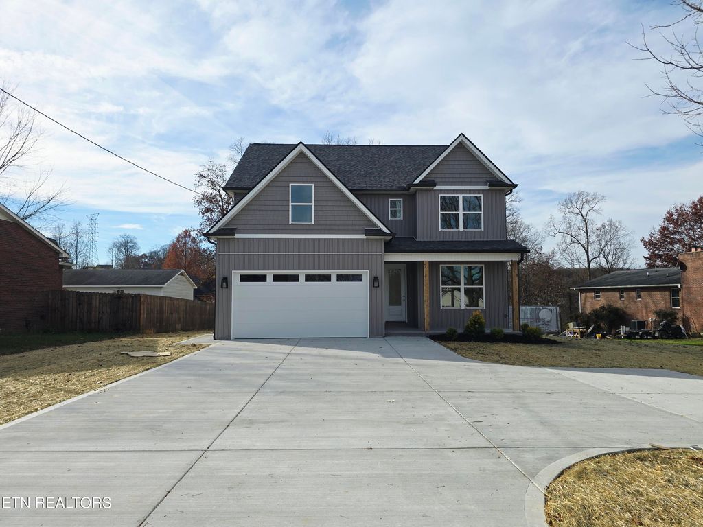 Photo of 2067 Cecil Johnson Rd, Knoxville, TN 37921 (MLS # 1324216)