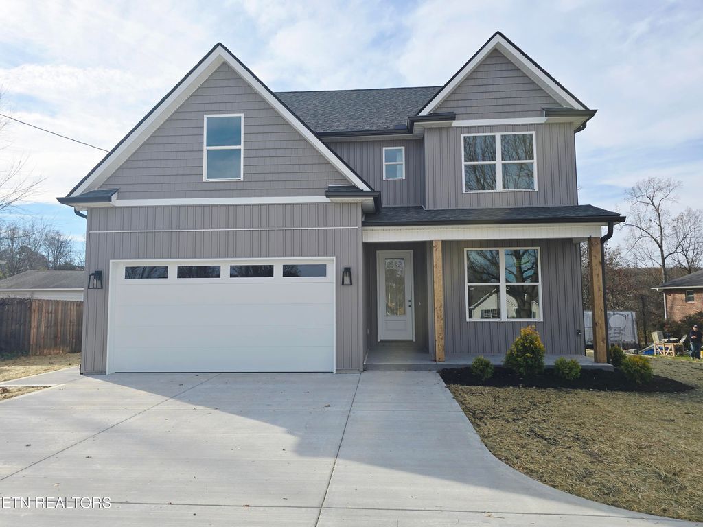 Photo of 2067 Cecil Johnson Rd, Knoxville, TN 37921 (MLS # 1324216)