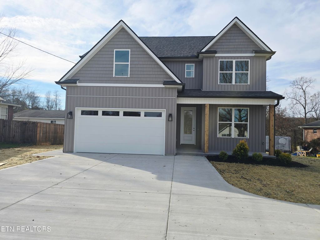 Photo of 2067 Cecil Johnson Rd, Knoxville, TN 37921 (MLS # 1324216)