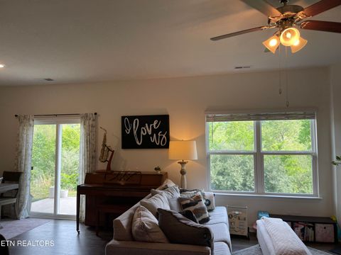 Tiny photo for 136 Harbour Pointe Lane, Oak Ridge, TN 37830 (MLS # 1338322)