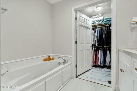 Tiny photo for 241 County Road 158, Riceville, TN 37370 (MLS # 1337717)