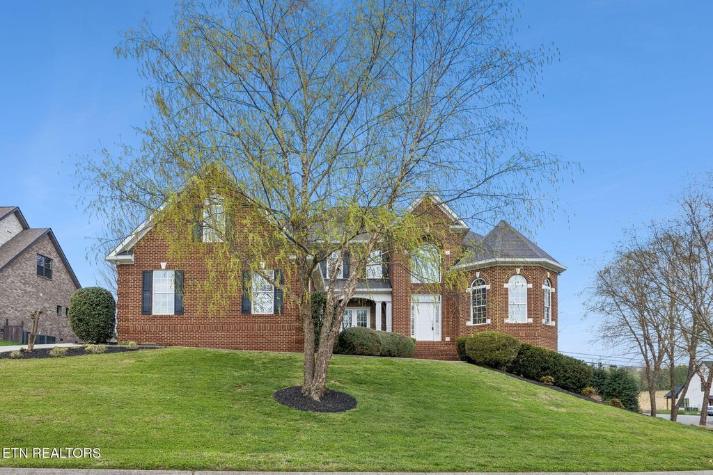 Photo of 1755 Inverness Drive, Maryville, TN 37801 (MLS # 1334520)