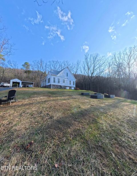 Tiny photo for 998 Luna Way, Parrottsville, TN 37843 (MLS # 1330204)