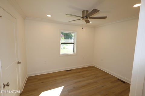 Tiny photo for 203 Martin St, Kingston, TN 37763 (MLS # 1348128)