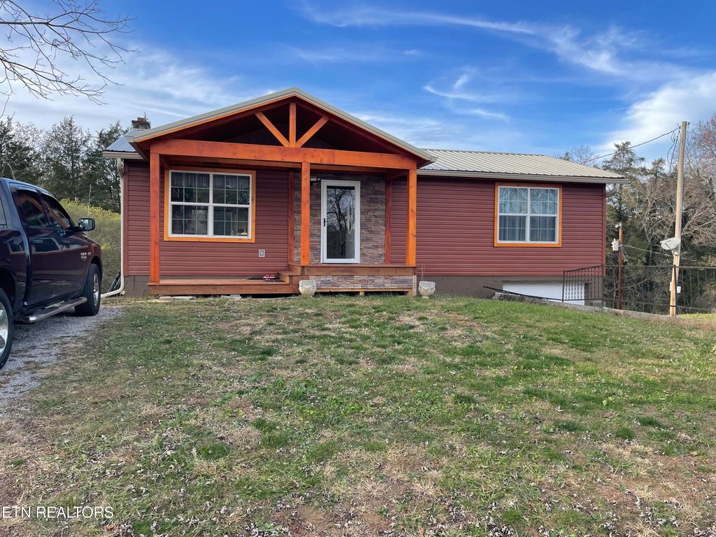 Photo of 430 Whitaker St #430, Tazewell, TN 37879 (MLS # 1339655)