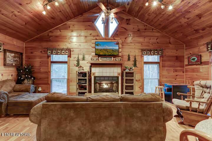 4262 Evans Chapel Rd