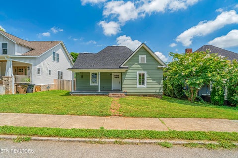 Tiny photo for 217 Leonard Place, Knoxville, TN 37917 (MLS # 1349184)