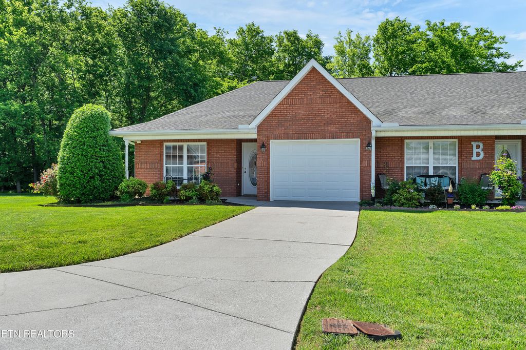 Photo of 3026 Yearling Lane, Maryville, TN 37803 (MLS # 1339475)