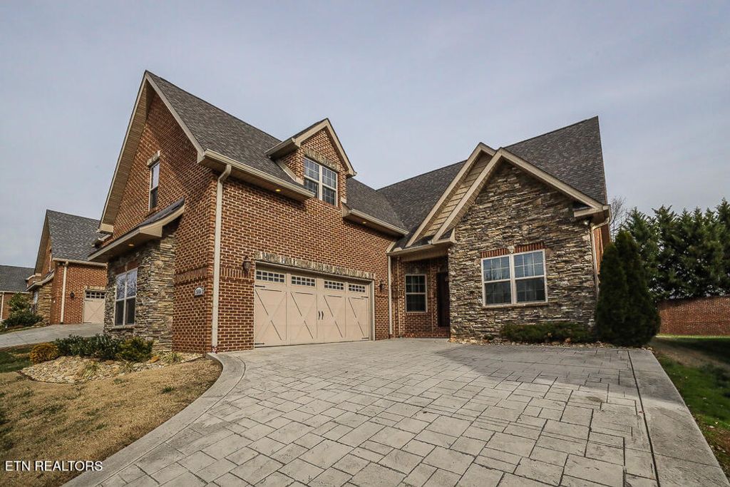 Photo of 1564 Tsuga Drive, Alcoa, TN 37701 (MLS # 1284838)