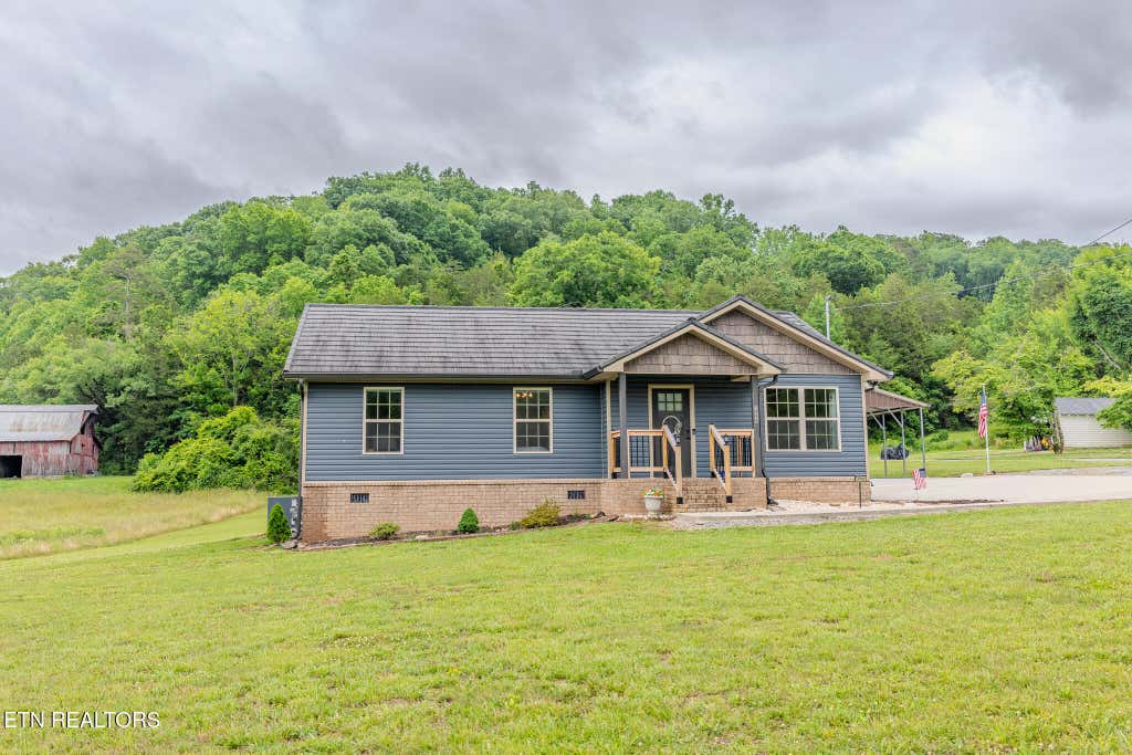 Photo of 3988 Dutch Valley Rd, Clinton, TN 37716 (MLS # 1342624)