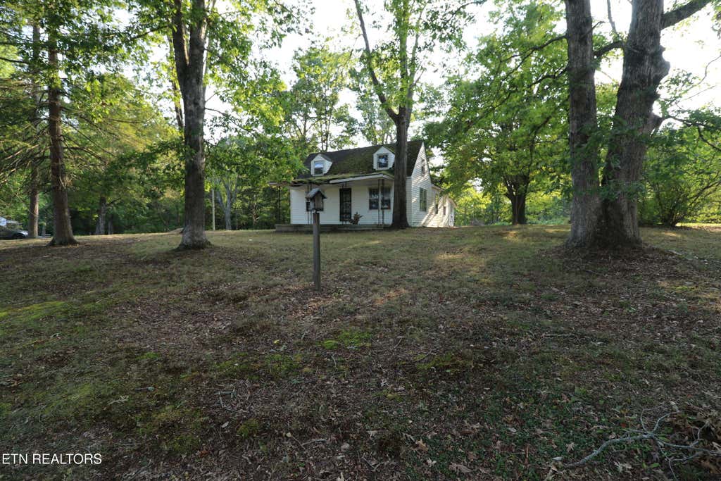 Photo of 323 Station Camp Rd, Oneida, TN 37841 (MLS # 1297441)