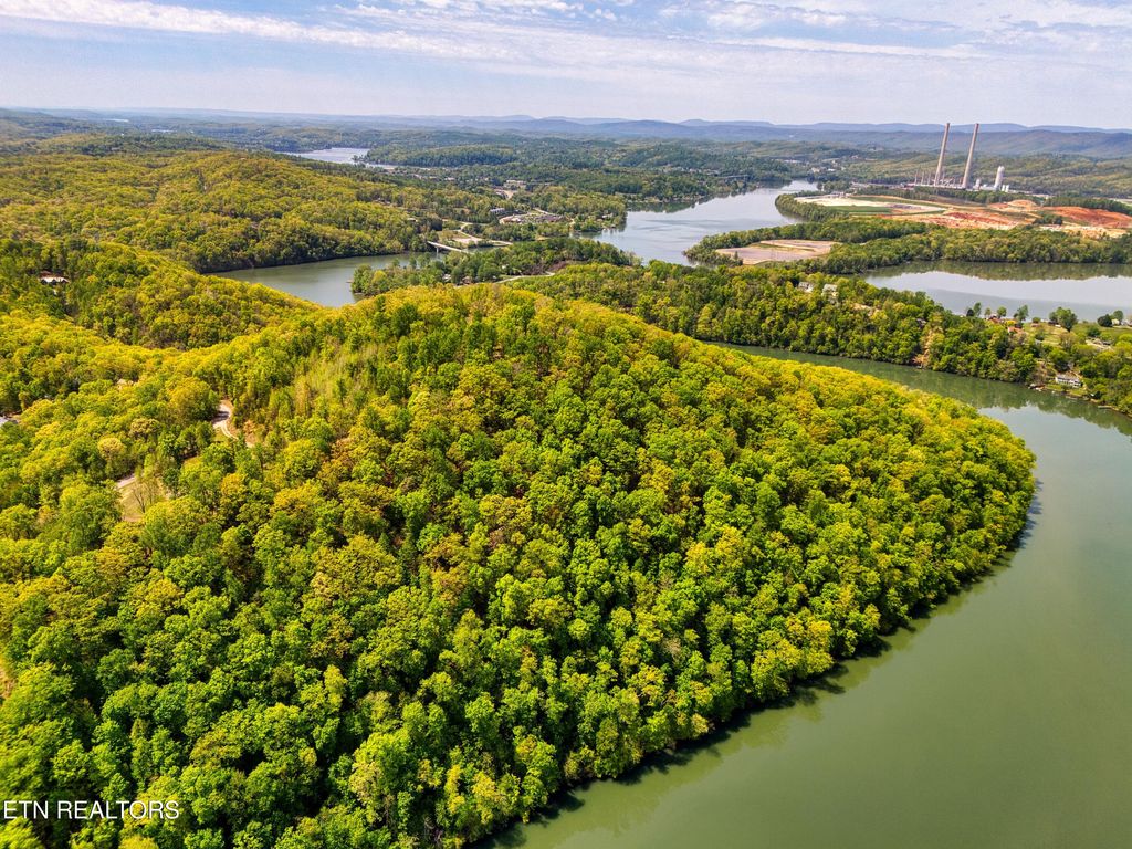 Photo of Sheerwater Rd, Kingston, TN 37763 (MLS # 1298370)