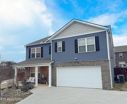 Photo of 507 Creek Bridge Way, Maryville, TN 37804 (MLS # 1324861)