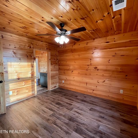 Tiny photo for 3863 Holders Grove Rd Rd, Cosby, TN 37722 (MLS # 1318502)
