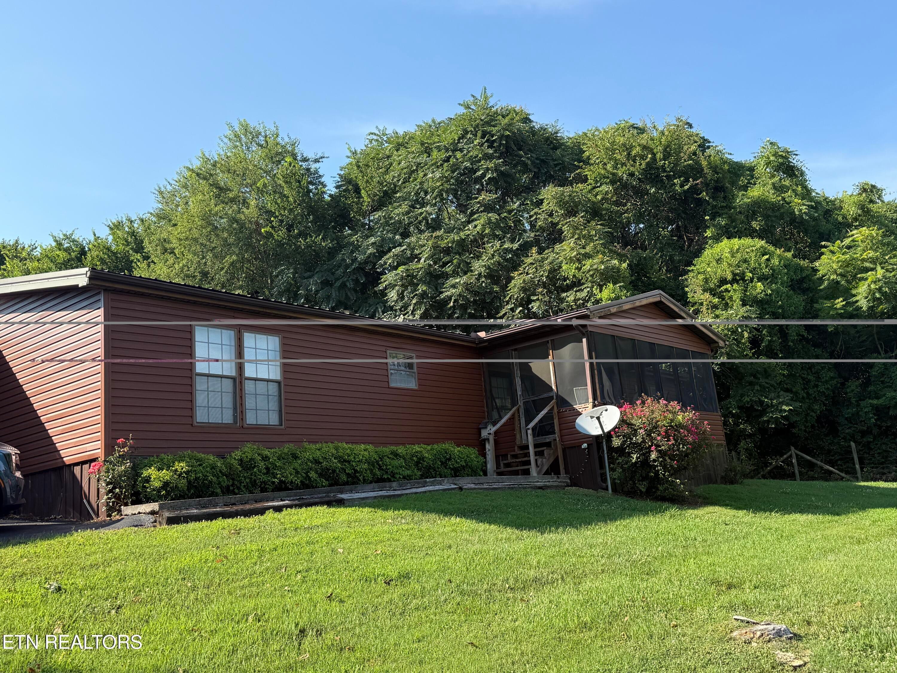 6800 Lakeshore Drive