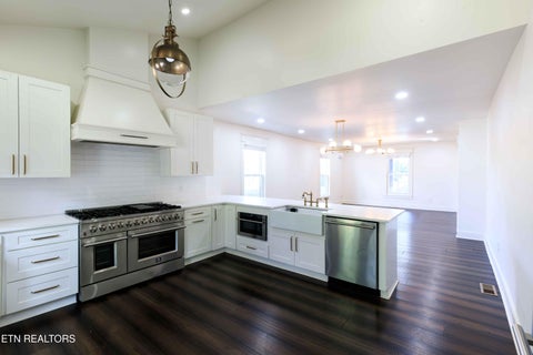 Tiny photo for 1017 Thompson Place, Knoxville, TN 37917 (MLS # 1355631)
