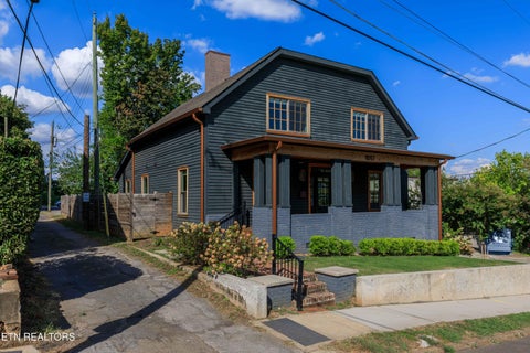 Tiny photo for 1017 Thompson Place, Knoxville, TN 37917 (MLS # 1355631)