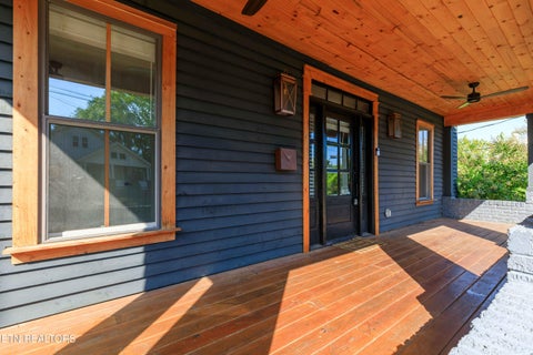Tiny photo for 1017 Thompson Place, Knoxville, TN 37917 (MLS # 1355631)