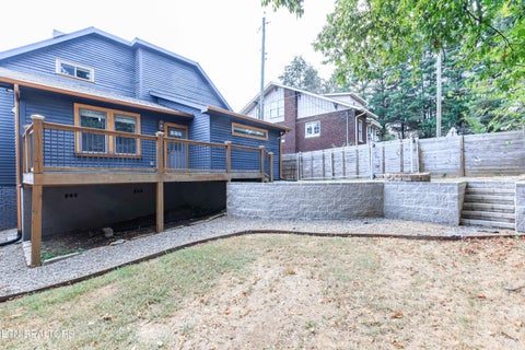 Tiny photo for 1017 Thompson Place, Knoxville, TN 37917 (MLS # 1355631)