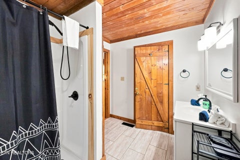 Tiny photo for 1935 Sb Ogle Lane, Sevierville, TN 37876 (MLS # 1356142)