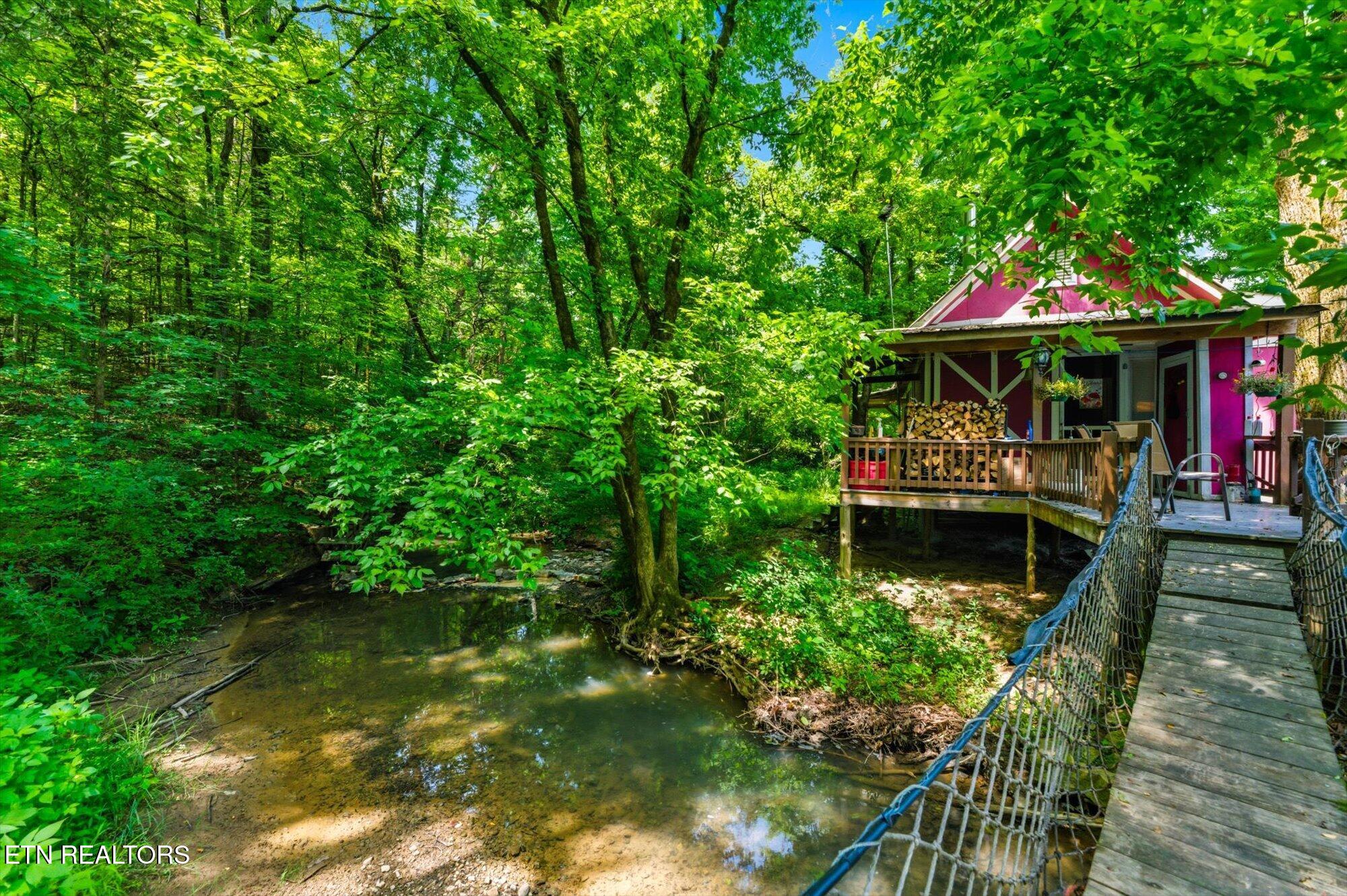 140 Donahue Rd