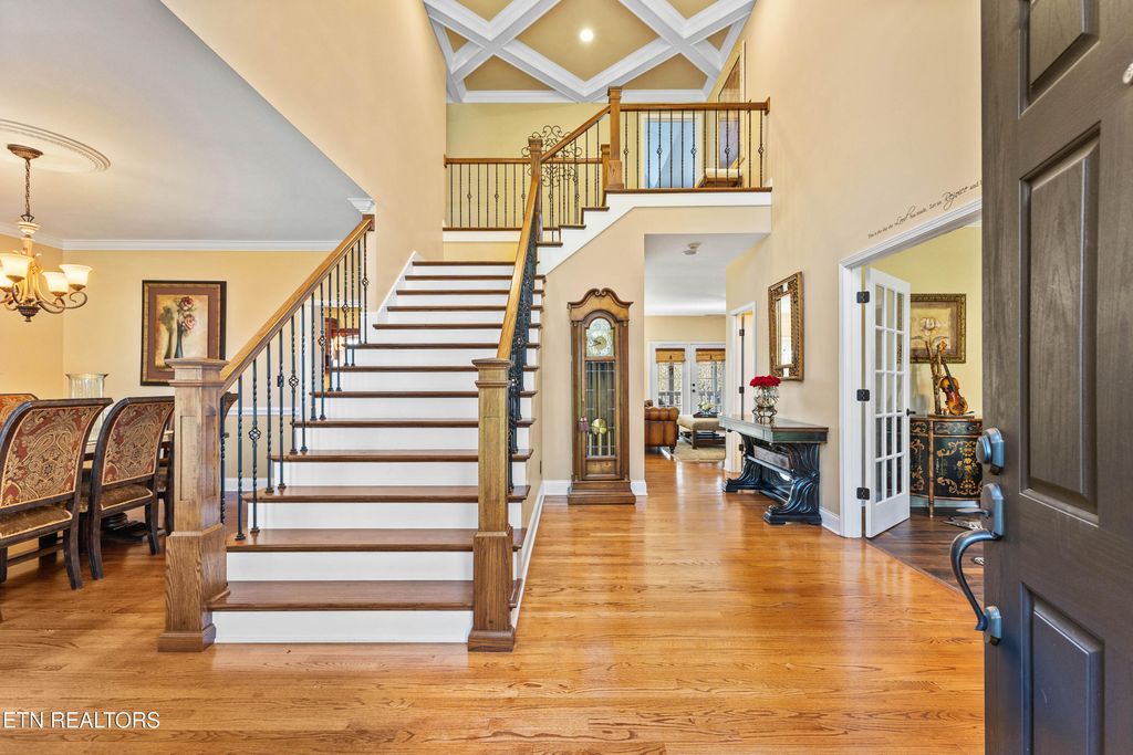 Photo of 105 Center Park Lane, Oak Ridge, TN 37830 (MLS # 1320590)