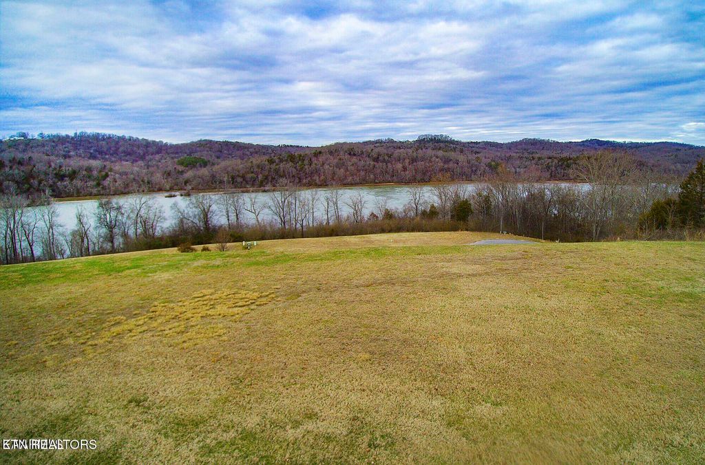Photo of 2619 Persimmon Ridge, Loudon, TN 37774 (MLS # 1308520)