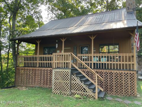Photo of 3117 Bear Mountain Lane, Sevierville, TN 37876 (MLS # 1329076)
