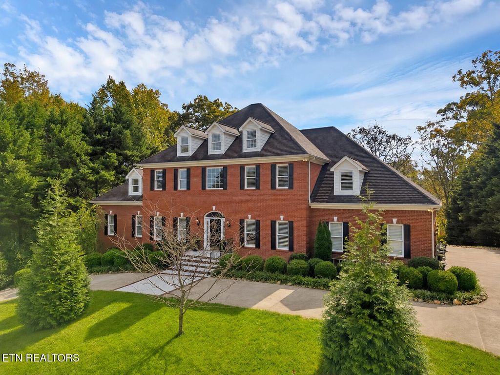Photo of 142 Center Park Lane, Oak Ridge, TN 37830 (MLS # 1320081)