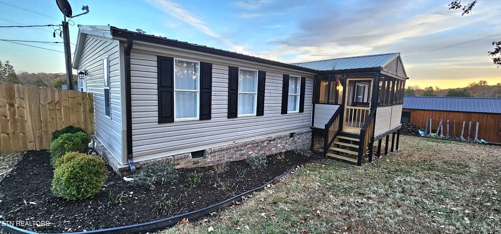 Photo of 365 Billingsley Rd, Sweetwater, TN 37874 (MLS # 1322301)