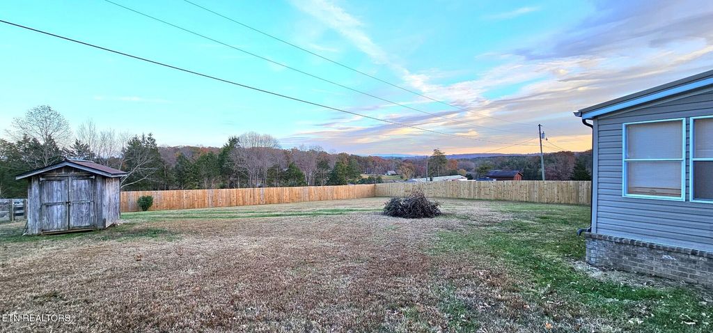 Photo of 365 Billingsley Rd, Sweetwater, TN 37874 (MLS # 1322301)