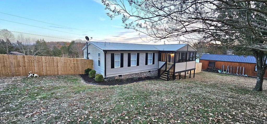 Photo of 365 Billingsley Rd, Sweetwater, TN 37874 (MLS # 1322301)
