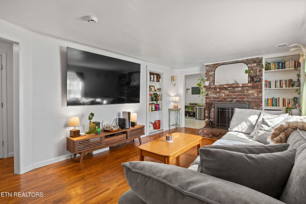 Photo of 2207 Fenwood Drive, Knoxville, TN 37918 (MLS # 1331001)