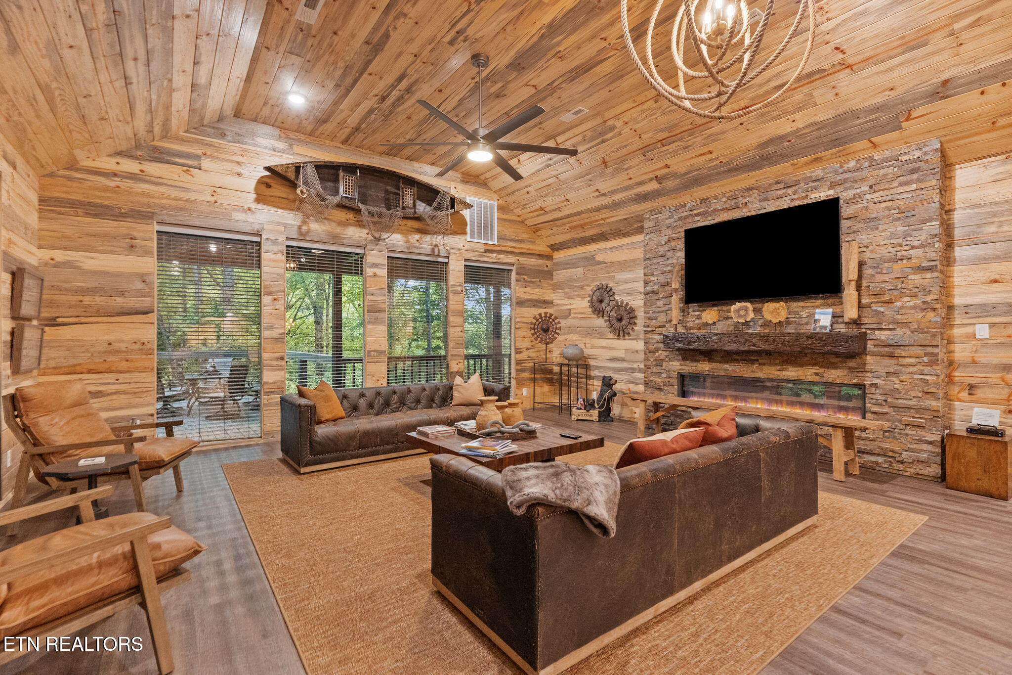 1421 Silver Poplar Lane