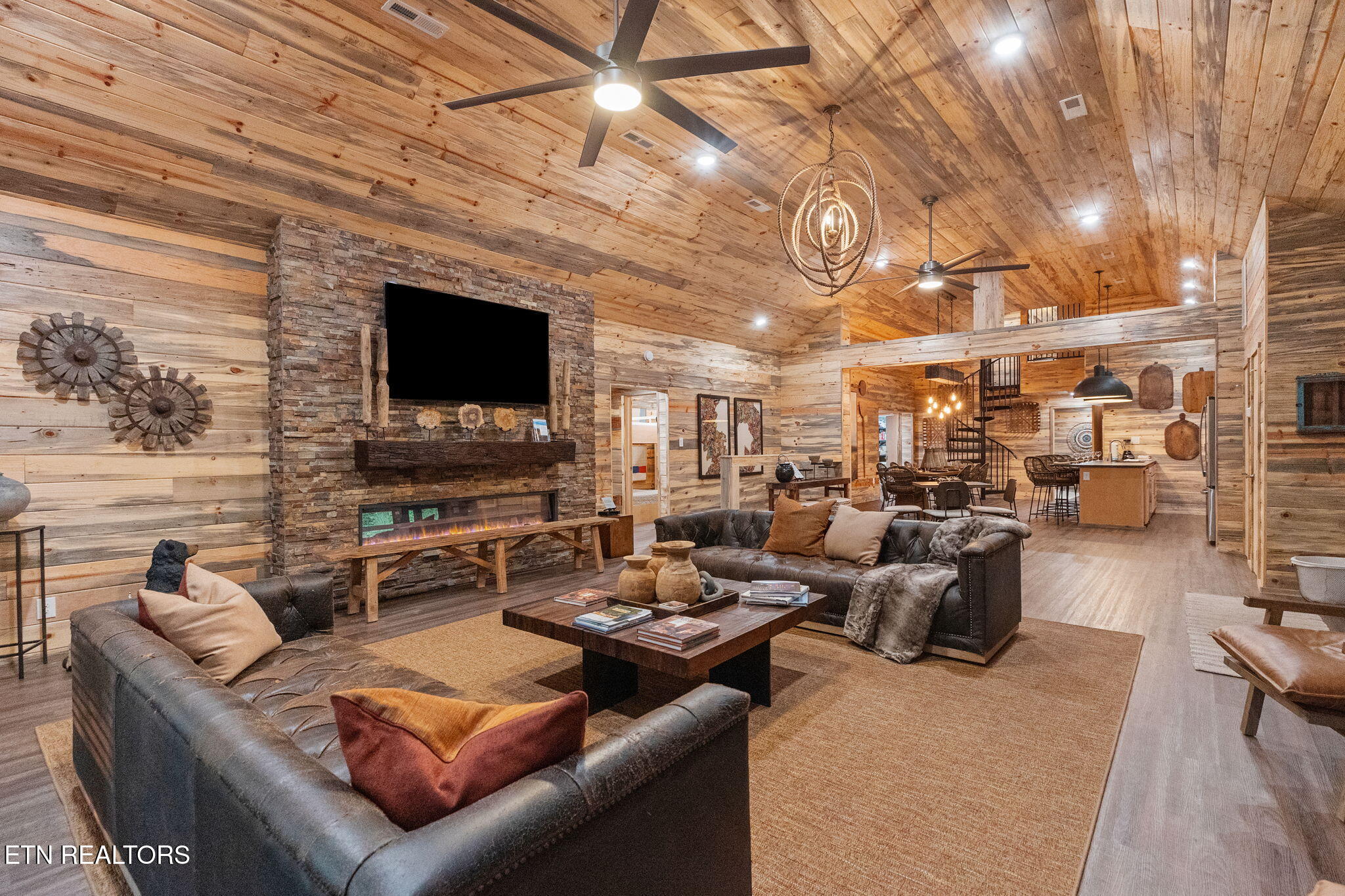 1421 Silver Poplar Lane