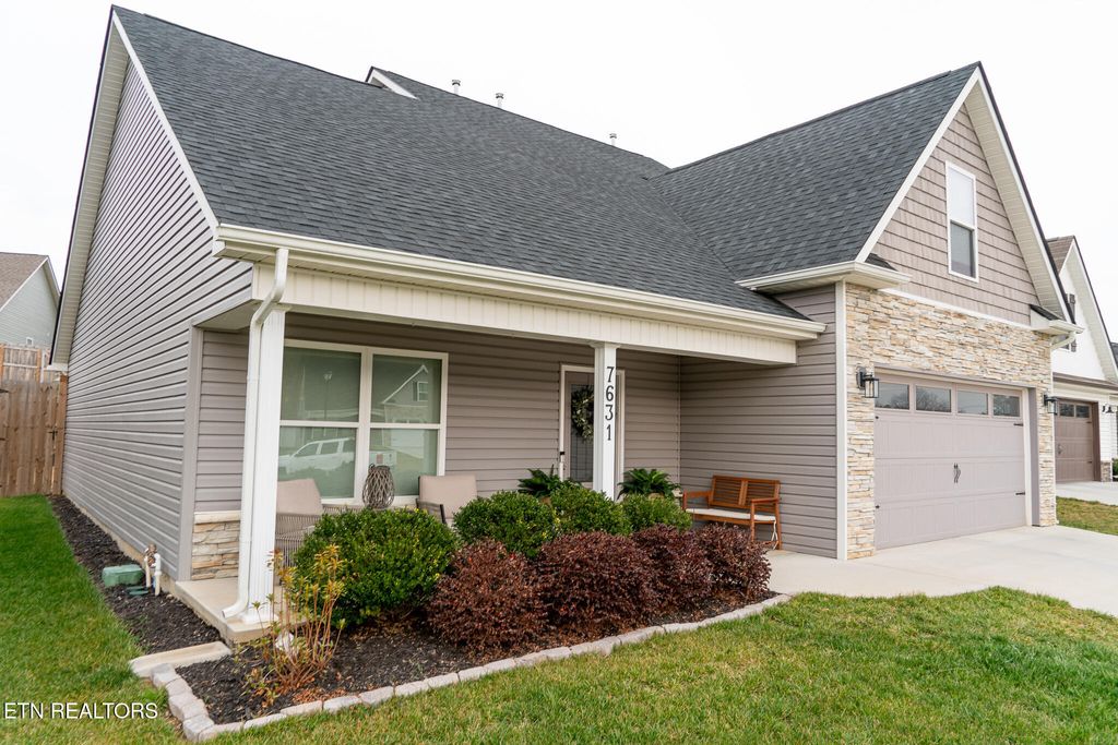 Photo of 7631 Bailey Landing Lane, Knoxville, TN 37931 (MLS # 1326018)